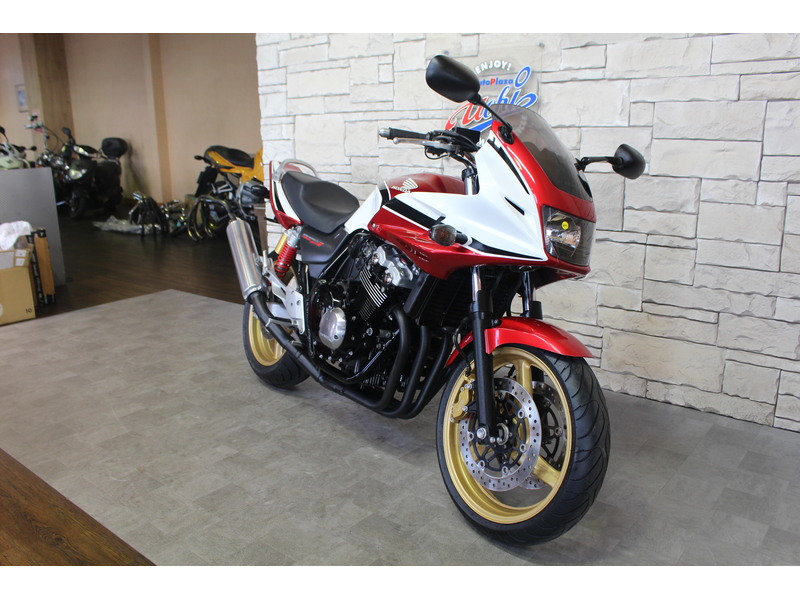 オートプラザウチ 【 CB400スーパーボルドール ( ホンダ HONDA 400cc