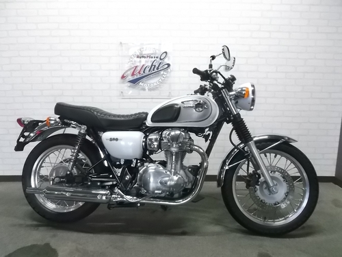 カワサキ W800